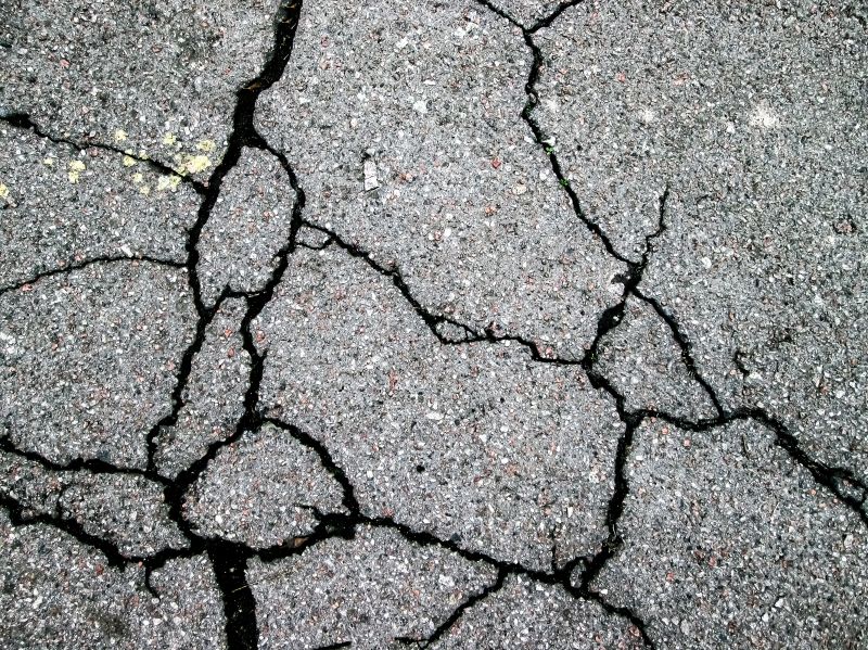 Asphalt Driveway Sealing in Tampa, FL