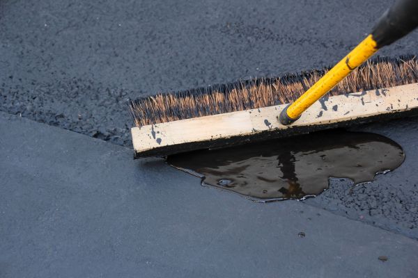Driveway Asphalt Sealing - Driveway Asphalt Sealing Rogers, Arkansas
